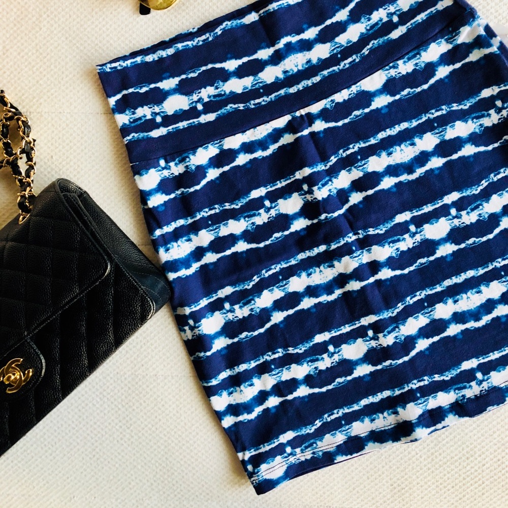 New Bodycon Blue and White Tribal Mini Skirt M